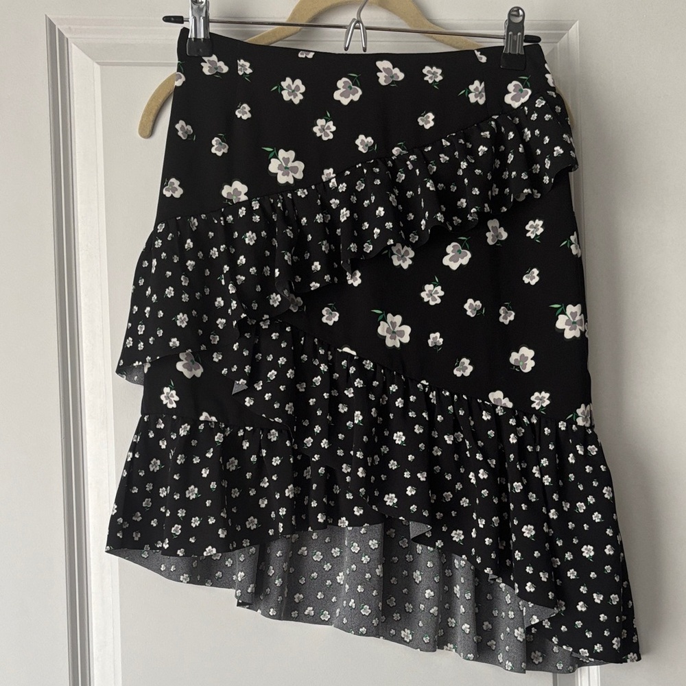 H&M Black Floral Asymmetrical Skirt